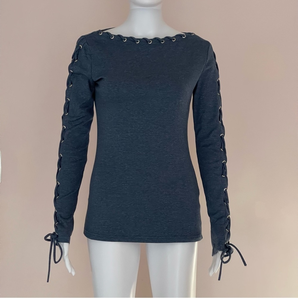 Amelie Boutik Women Boatneck Lace Up Trim Long Sleeve Blouse size Small